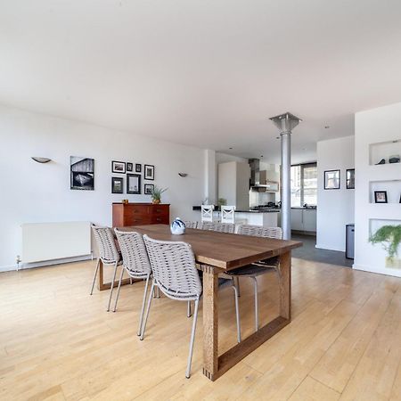 Elegance & Chic Design - 2-Bedroom Haven Londen Buitenkant foto