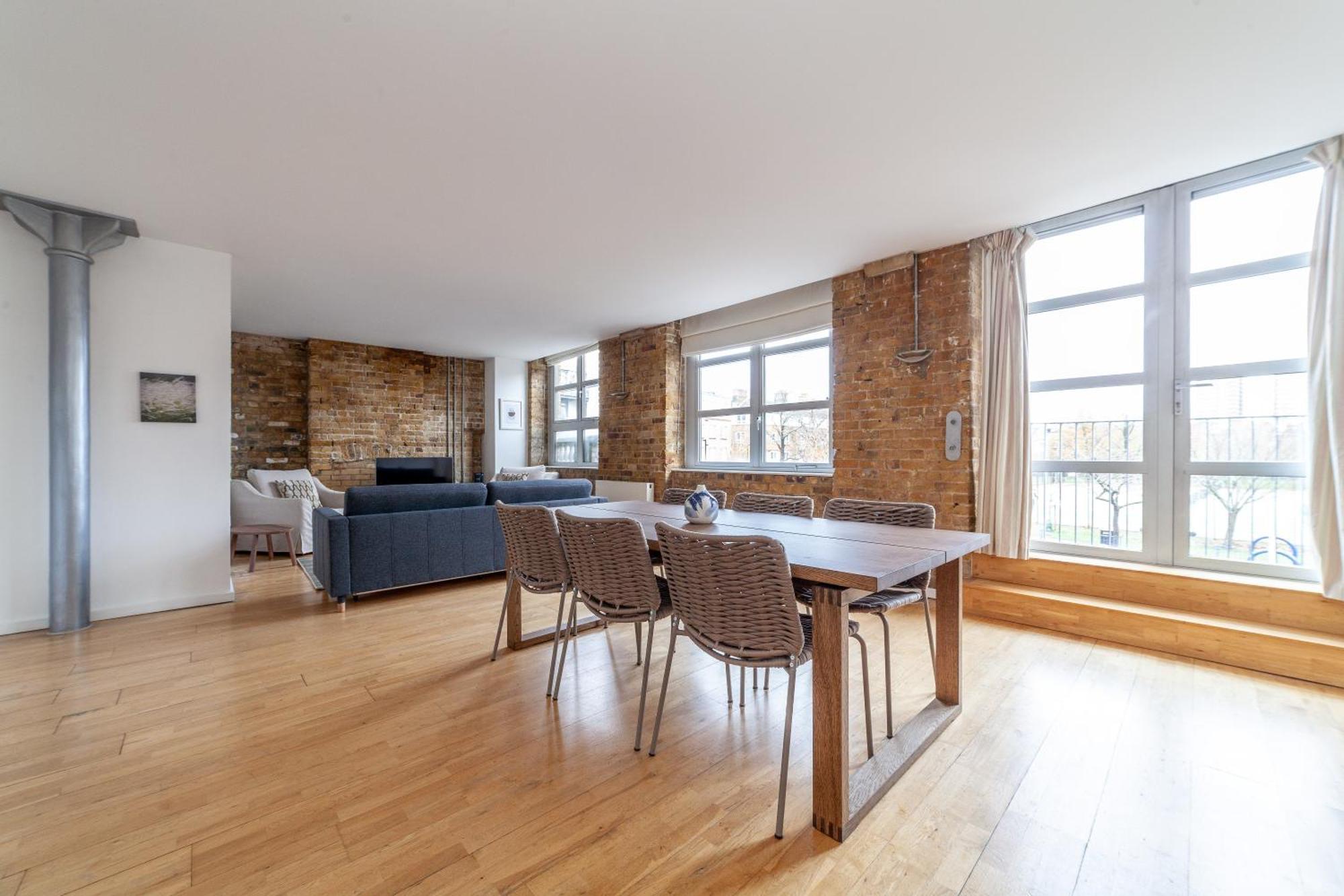 Elegance & Chic Design - 2-Bedroom Haven Londen Buitenkant foto