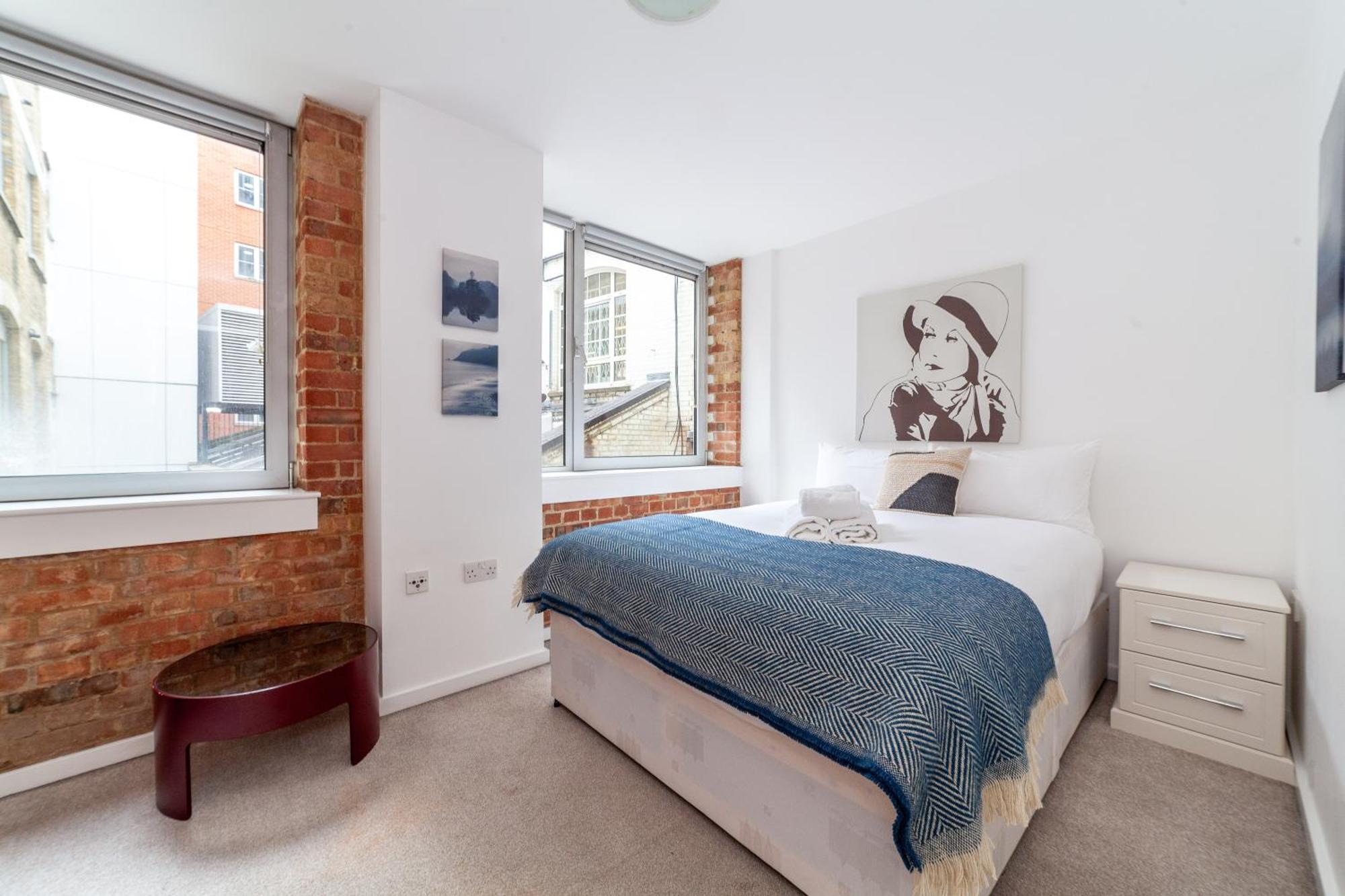 Elegance & Chic Design - 2-Bedroom Haven Londen Buitenkant foto